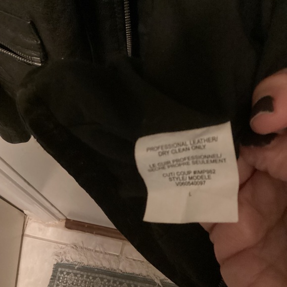 Vince. 100% Genuine Leather Black Zip Up Biker Moto Style Jacket Size Large - Picture 4 of 7